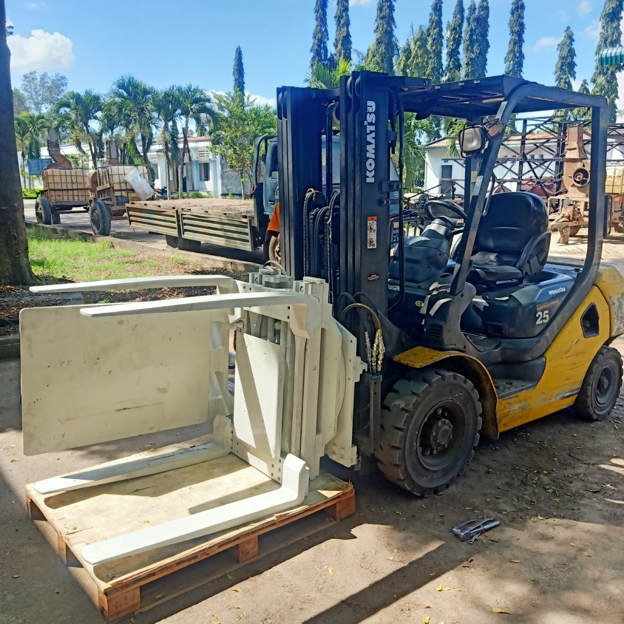Bộ mâm xoay xe nâng (bộ càng xoay)
