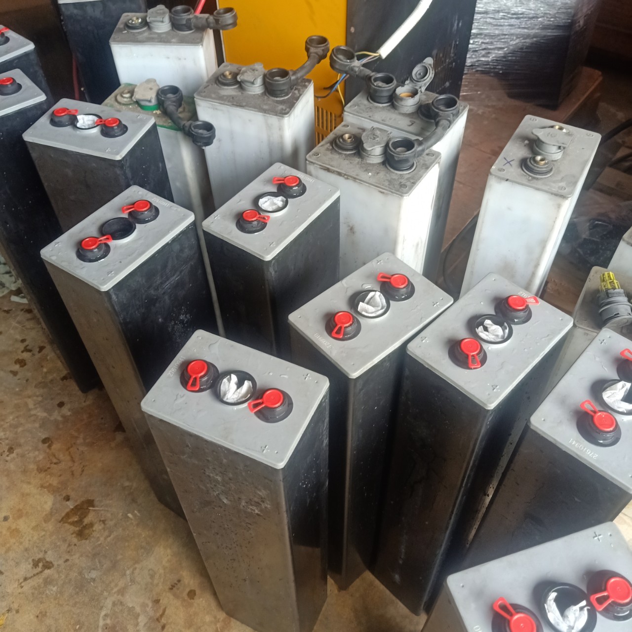 Công ty tnhh thiết bị Tân Á