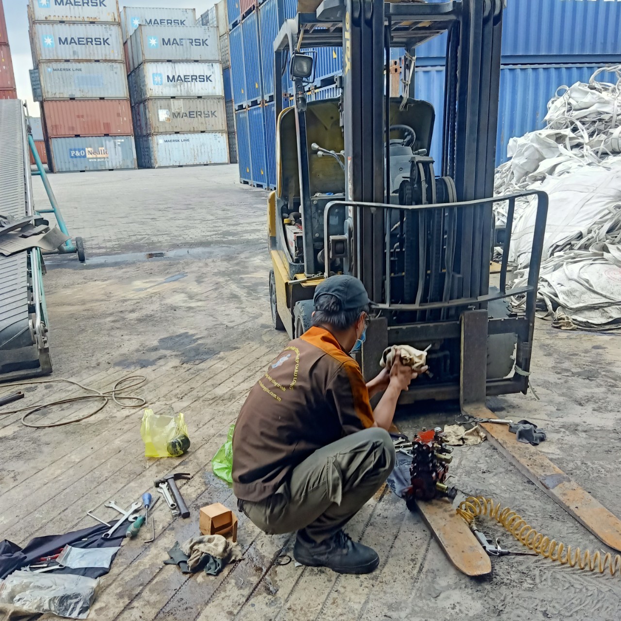 Sửa xe nâng tại Hóc Môn Tp. HCM
